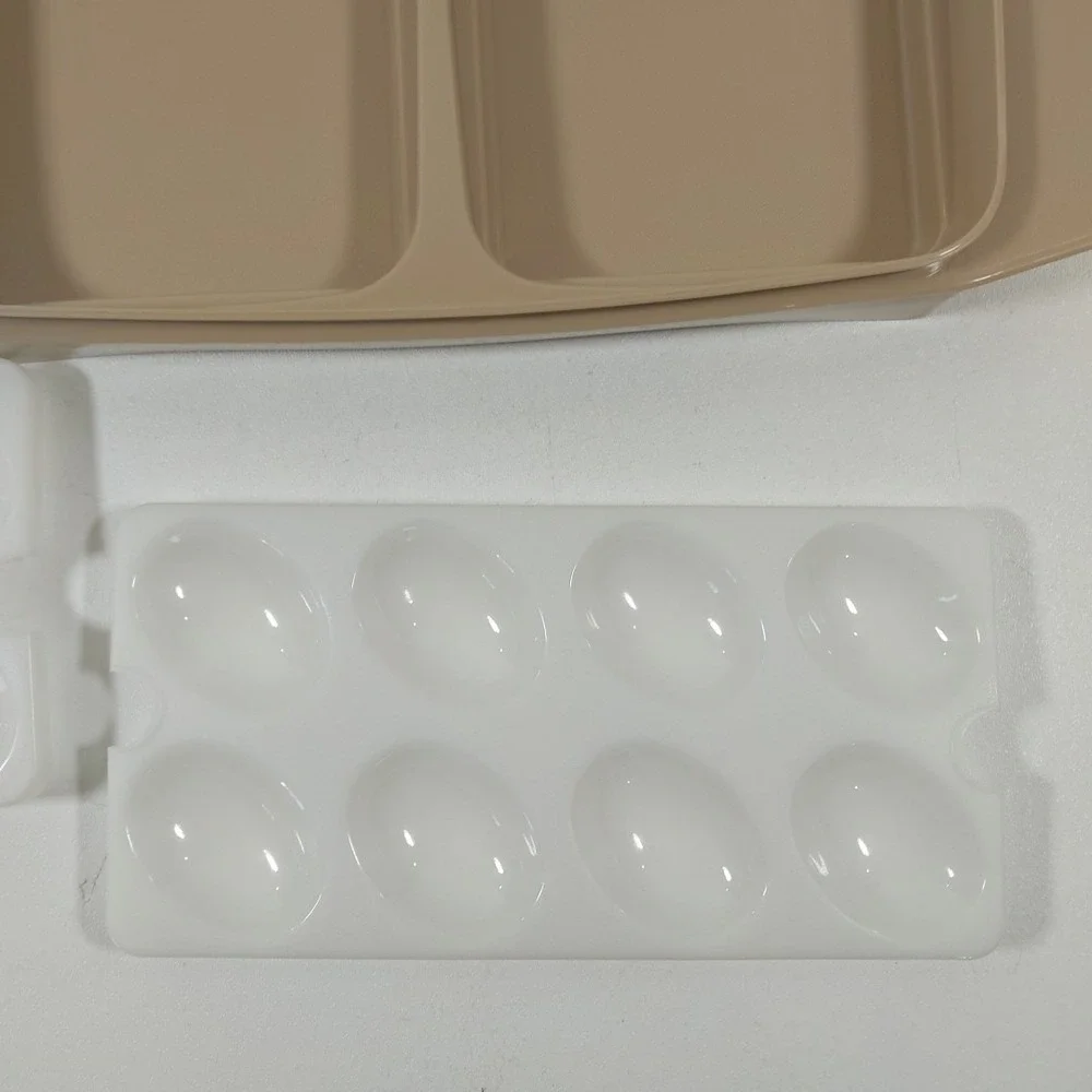 Vintage Tupperware Deviled Egg Keeper Carrier‎ Tray Container 723